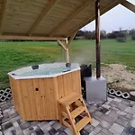 Borkuti Panzio Es Balatonszárszó