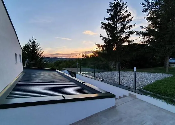 Borkuti Panzio Es Hotell Balatonszárszó